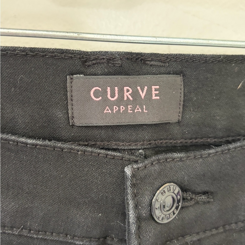 Curve Appeal Women's black size 12 Skinny soft high rise Jeans